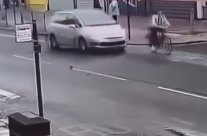 Cyclist seriously injured in collision with car on Hull’s Holderness Road in Hull - United Kingdom