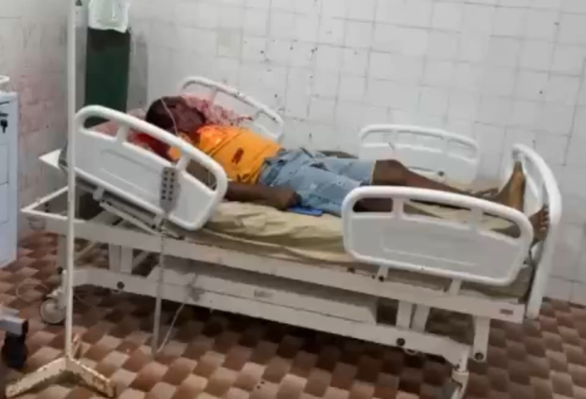 Man shot 16 times and killed inside health clinic by gunmen on motorcycles - Brazil