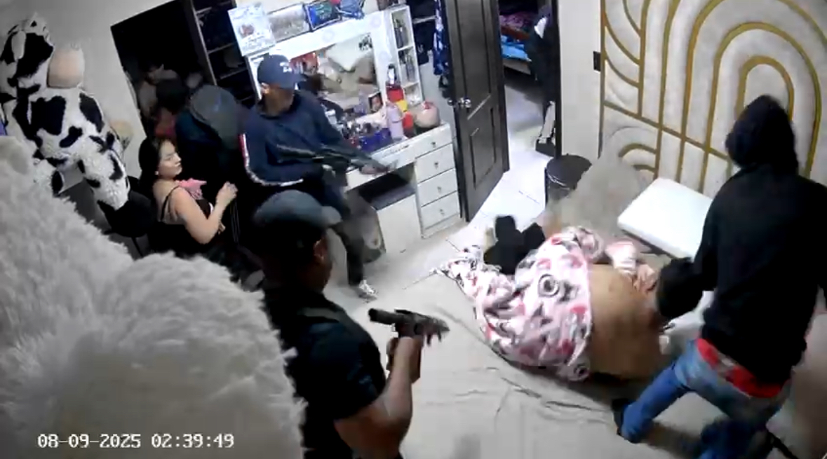 Deadly home invasion in Daule leaves Los Lagartos leader and relative dead [Full Video] - Ecuador