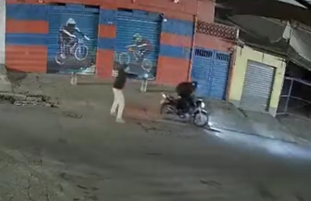 Attempted robbery ends with suspect killed after victim turns out to be off-duty police officer - Brazil