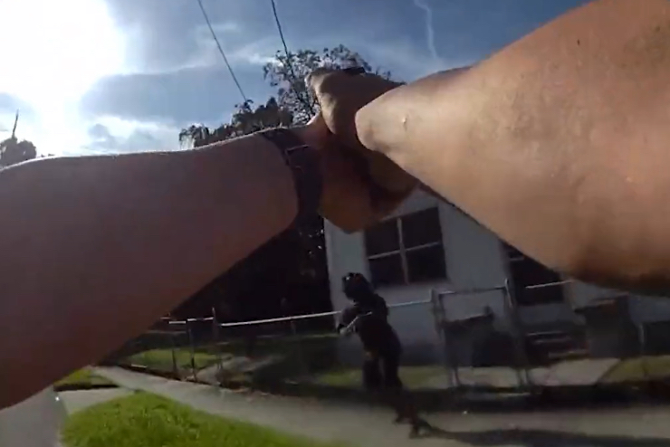 Jacksonville man shot dead by officer after pointing knife and telling him to back up - Florida