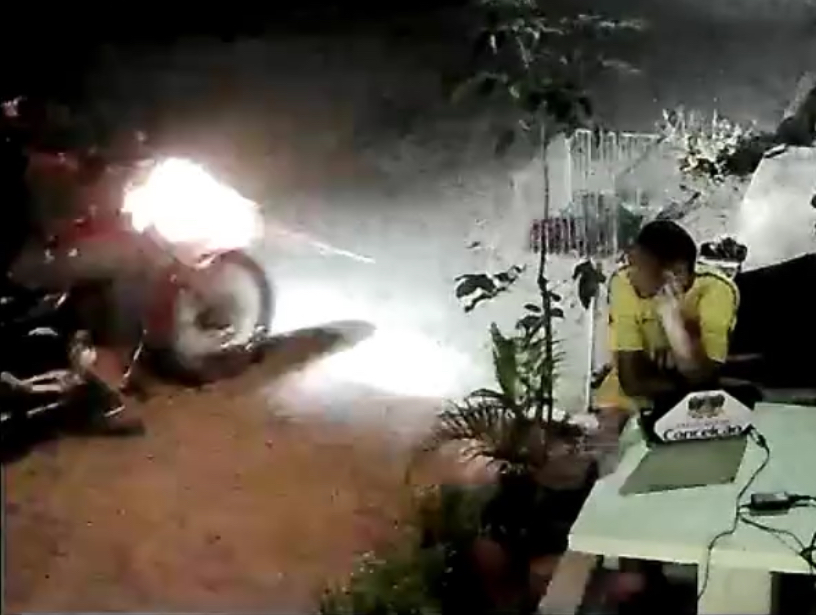 Man shot multiple times while sitting outside home in Conceição; suspect arrested - Brazil