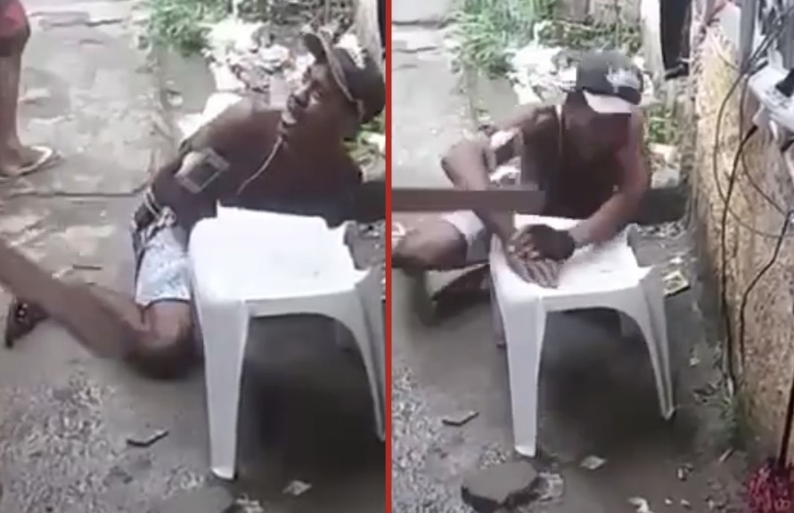 Man caught stealing has his hands broken by locals using a wooden post - Brazil