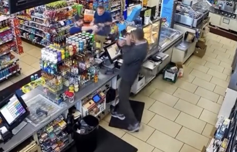 7-Eleven worker killed in murder-suicide by man he didn’t know, police say - Vancouver, Washington