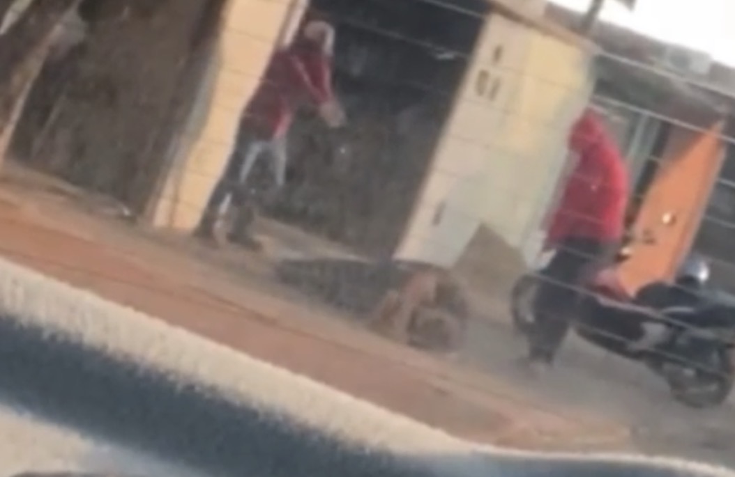 Influencer gunned down while taking motorcycles to be painted [Full Video] - Brazil