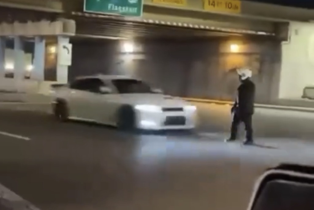 Motorcycle fight in Phoenix turns deadly as shooting suspect is struck by passing car - Arizona
