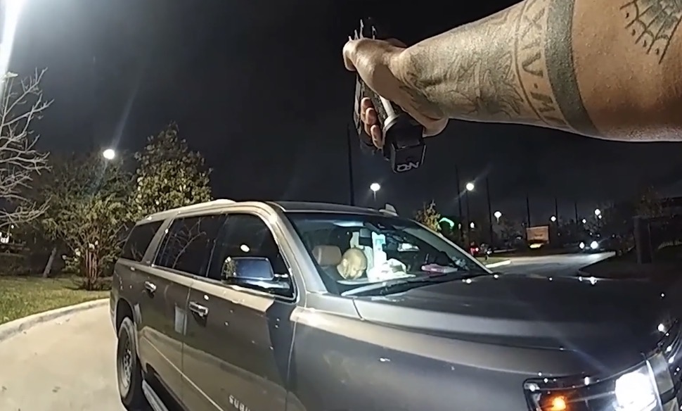 Man fatally shot by police inside a vehicle at a Houston apartment complex during an overnight response - Texas