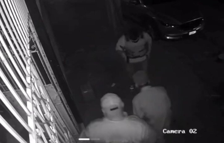 Gunmen kill man outside bar, then mock his family using stolen phone - Honduras