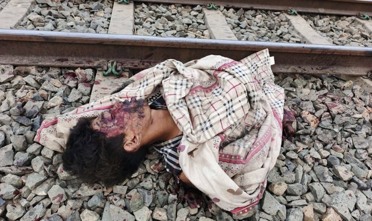 Man was ripped in half and killed after being struck by a train - Cambodia