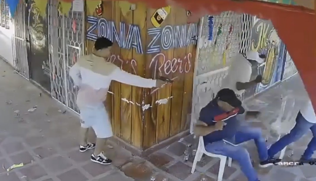 Man gunned down by hitmen while socializing with friends - Colombia