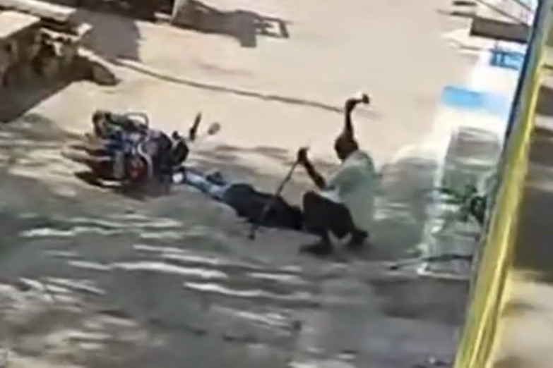 Teenager brutally beaten to death with rod and hammer in Damoh, Madhya Pradesh - India