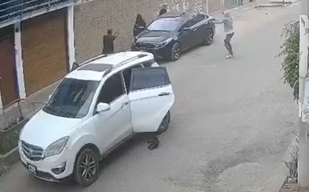 Daylight execution in Trujillo leaves two dead as gunmen return to finish the attack - Peru