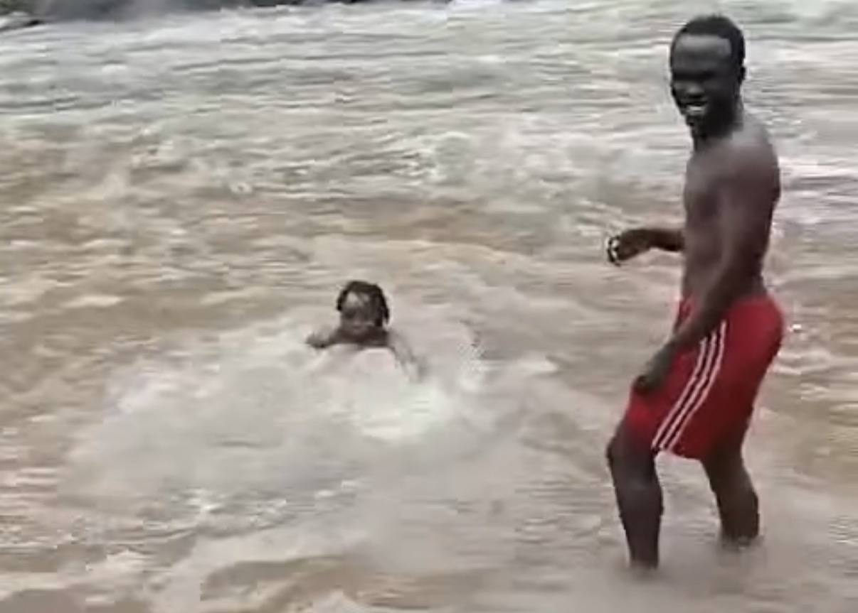 Teen drowns in river as companions record and laugh during the incident - Kenya
