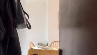 Man seen on video trying to kill woman with a knife before neighbours rushed in and saved her - Dominican Republic