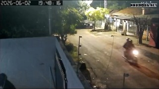 Woman shot dead outside her home after gunmen on a motorcycle opened fire in Santo Ângelo - Brazil