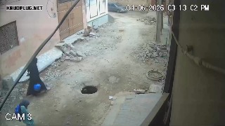 Contractor charged after child falls into open manhole in Lahore - Pakistan