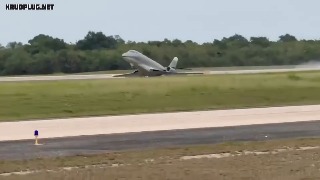 Pilot and co-pilot killed after aircraft crashes at La Romana Airport - Dominican Republic