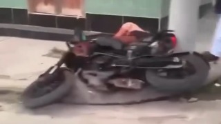 23-year-old shot from behind before gunmen steal his motorcycle - Ecuador