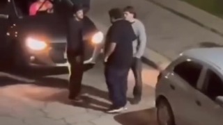 Man arrested after allegedly pushing a young man into the path of an oncoming car - Argentina