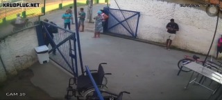 Young man dragged from a clinic waiting area and executed by three armed men - Brazil
